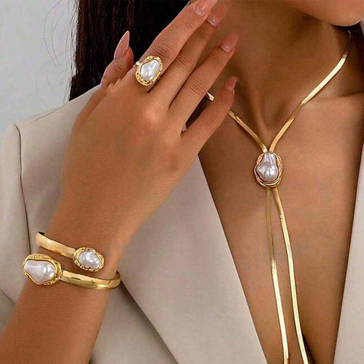 Baroque Pearl and Metal Pendant Necklace Set