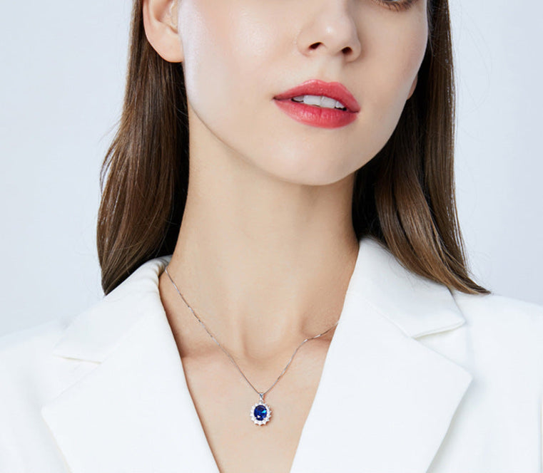 Light Luxury Sapphire Pendant Necklace