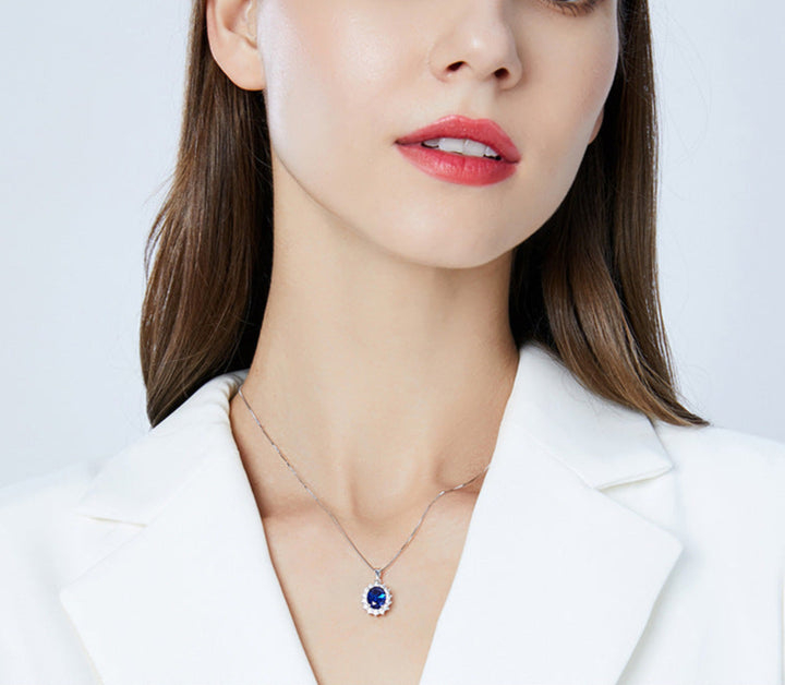 Light Luxury Sapphire Pendant Necklace