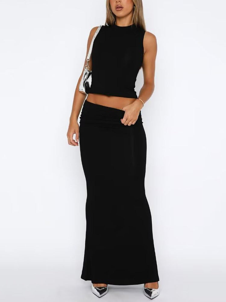 Pullover Top & Ruched Skirt Black / M