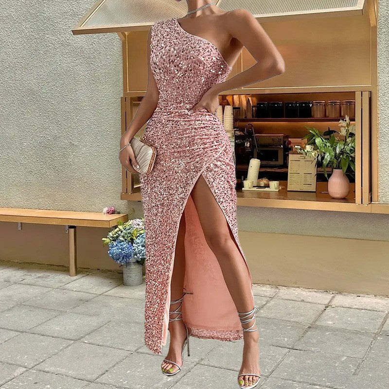 Fashionable and Sexy Sequined One-Shoulder Sleeveless Slit Solid Color Dress