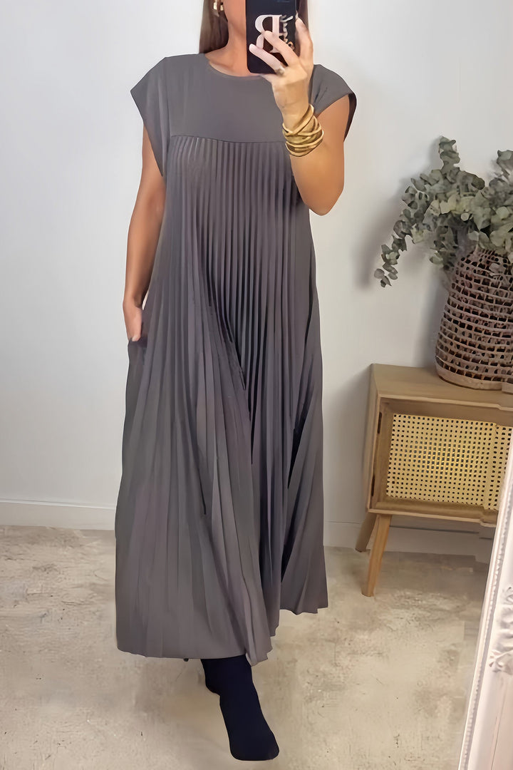 Crew Neck Cap Sleeve Pleated Dress Black · L