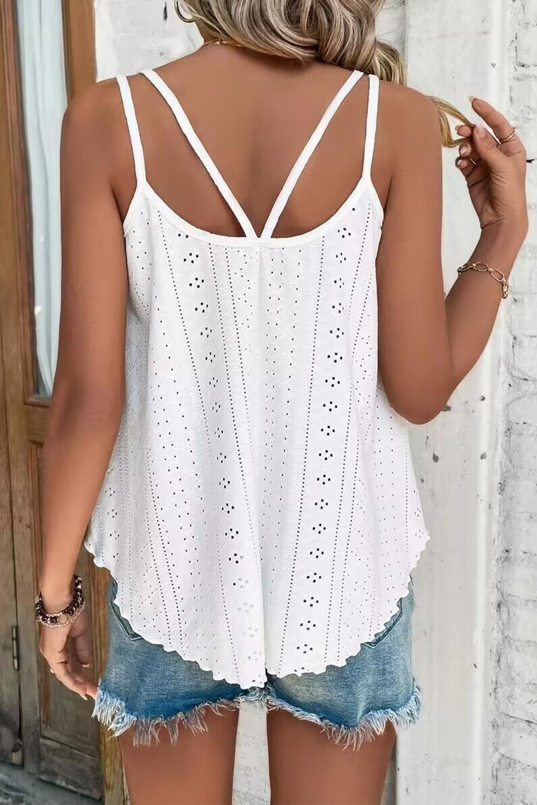 Eyelet Strappy Scoop-Neck Tank Top White · L