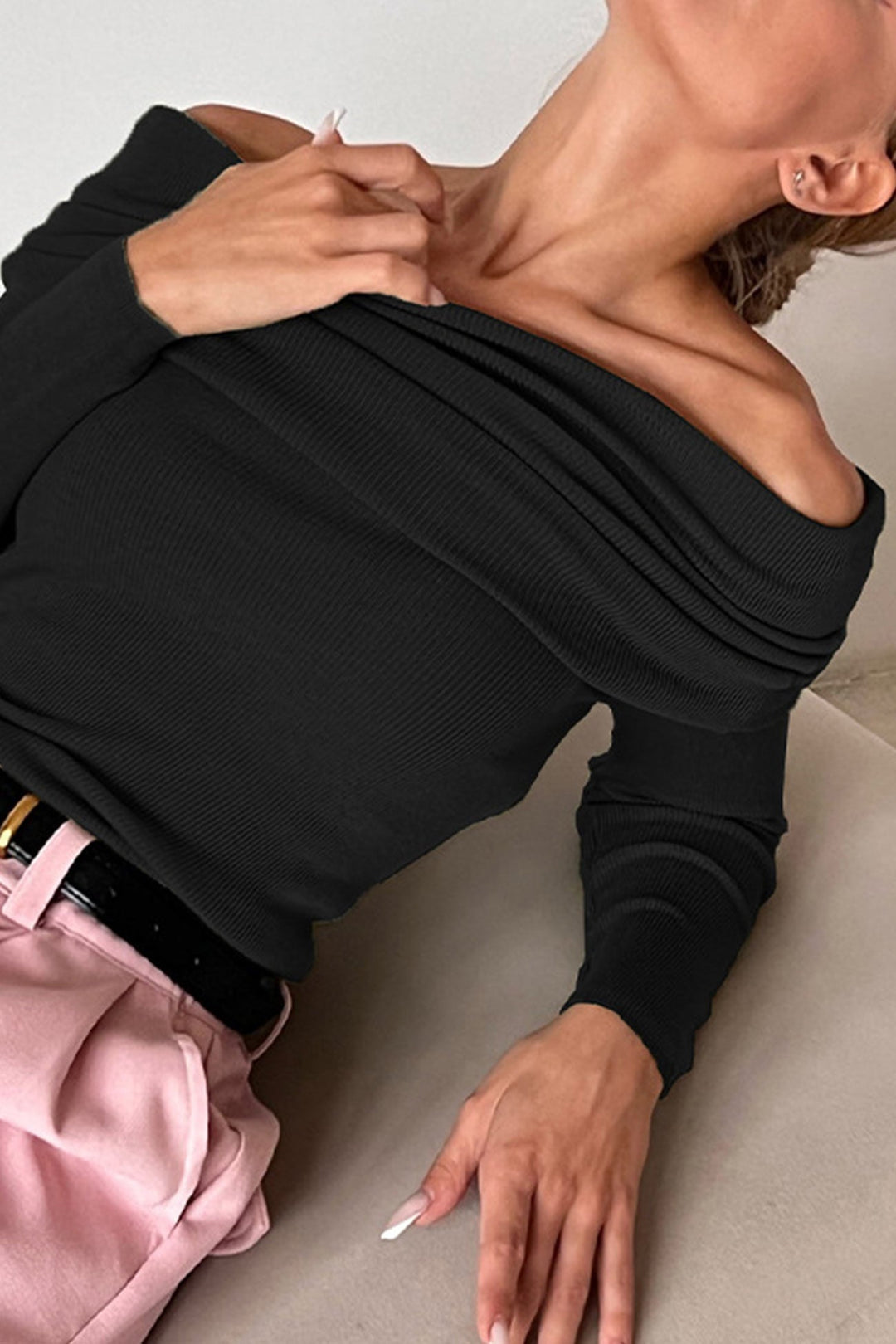 Off-shoulder Long Sleeve Knit Tops
