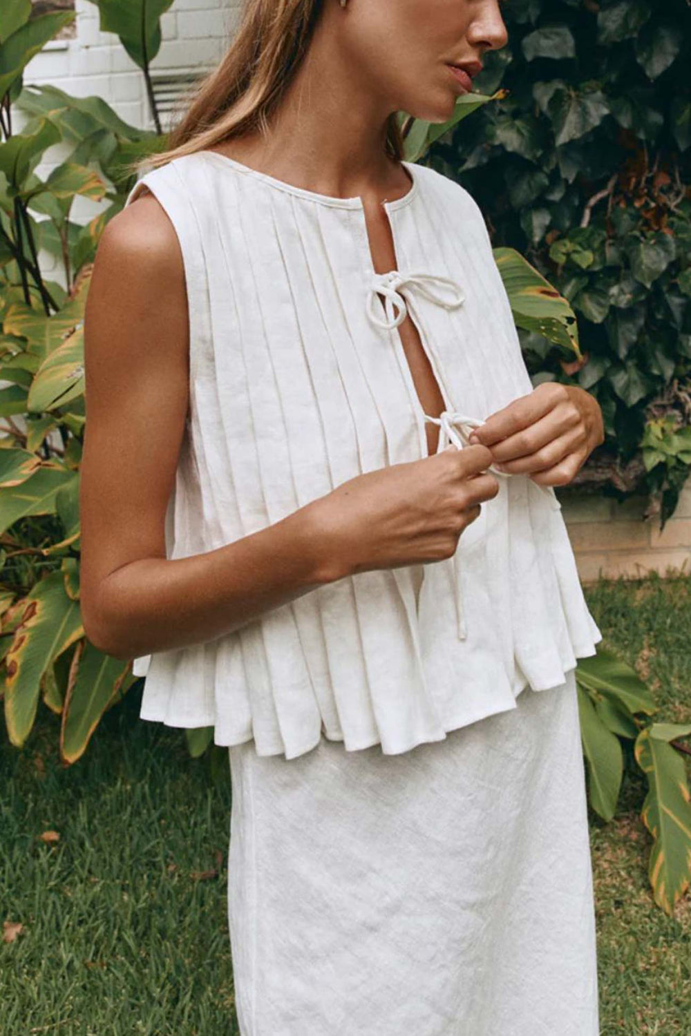 Pleated Tie-up Cotton Linen Tank Top White · M