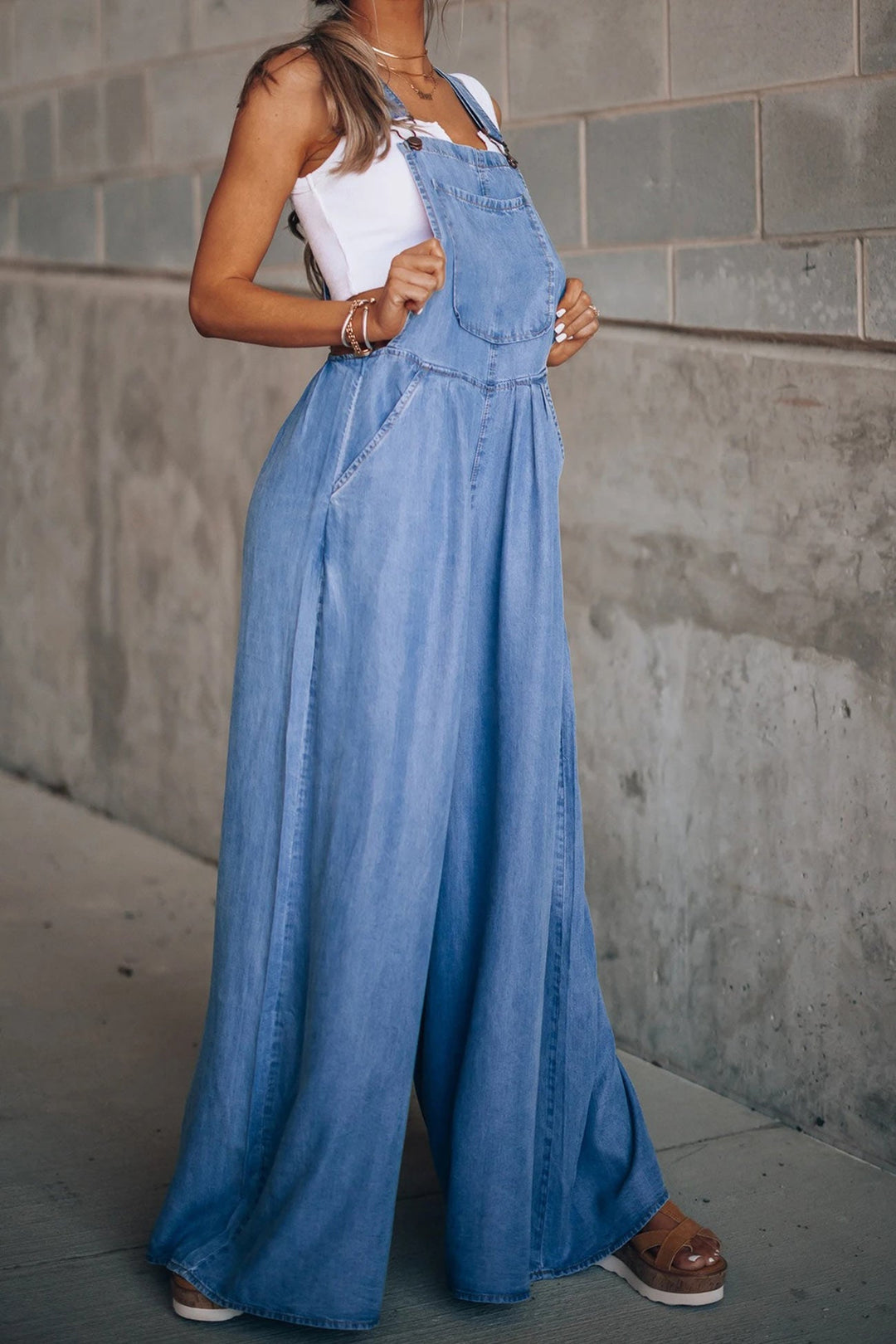 Sleeveless Pocket Front Loose Denim Jumpsuits Dark Blue · M