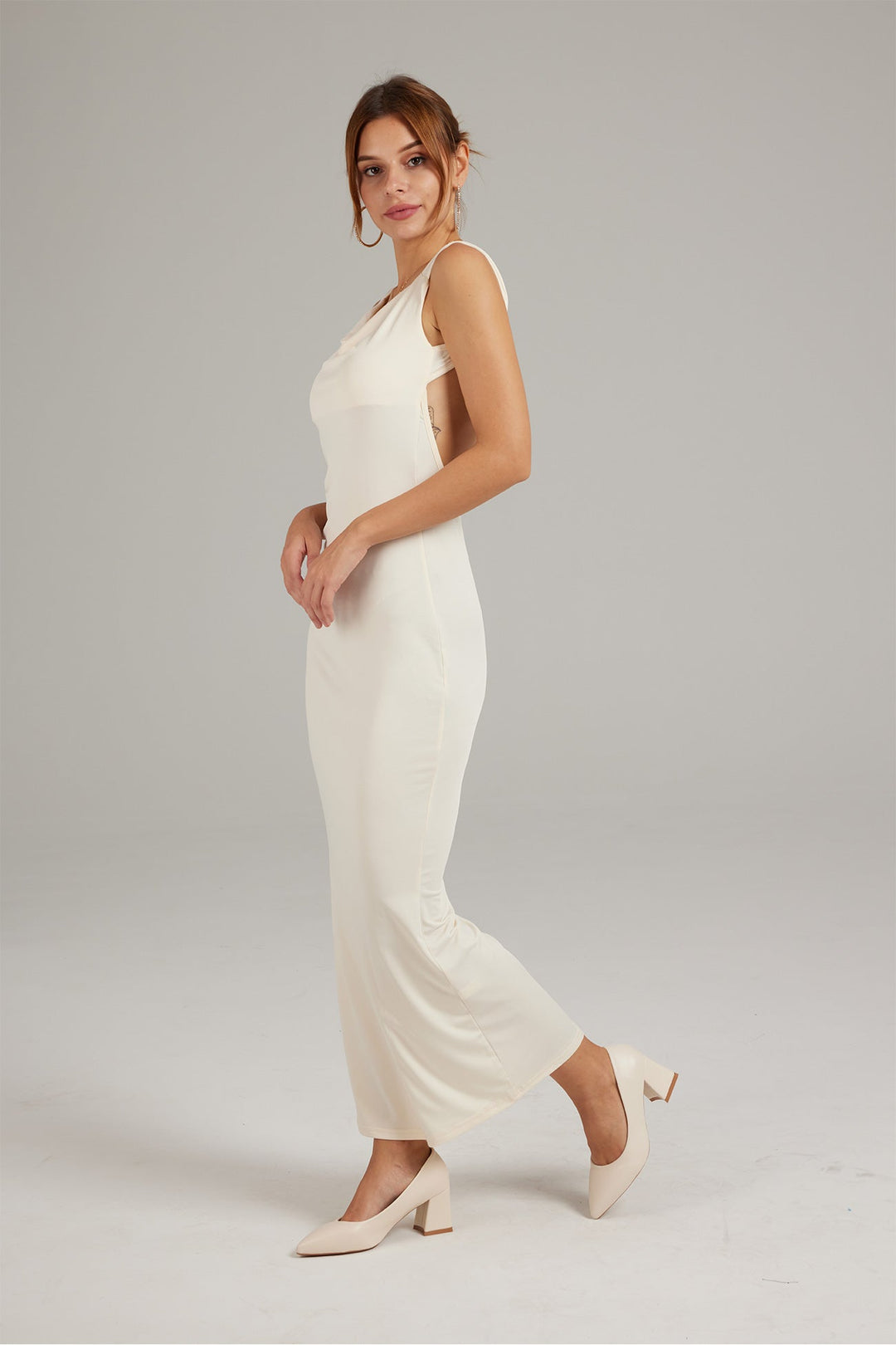 Solid Color Cowl Neck Backless Pack Hip Dress Beige · L