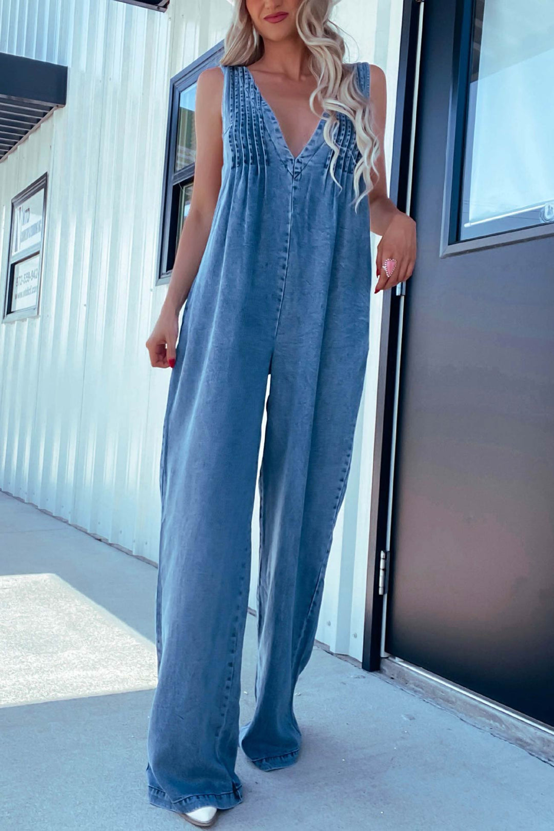 V Neck Smocked Backless Denim Jumpsuits Blue · S