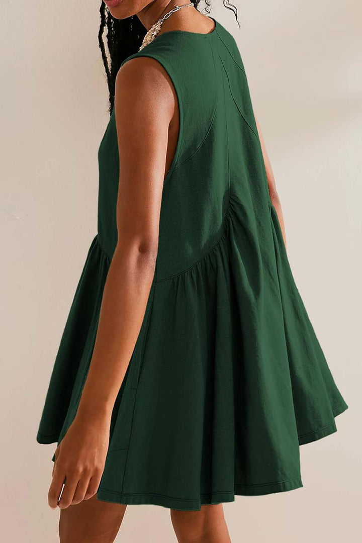 V Neck Sleeveless Pocket Pleated Mini Dress Black · S